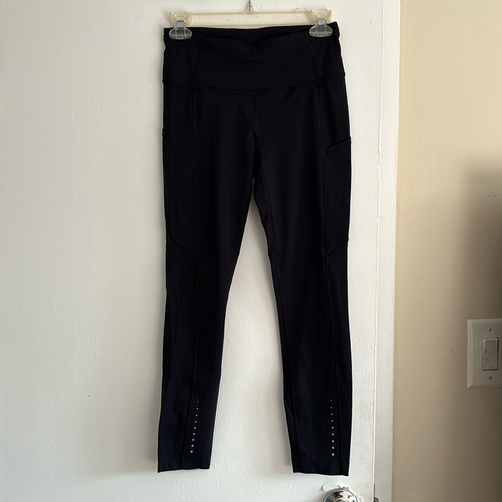 1 Lululemon fast and free black